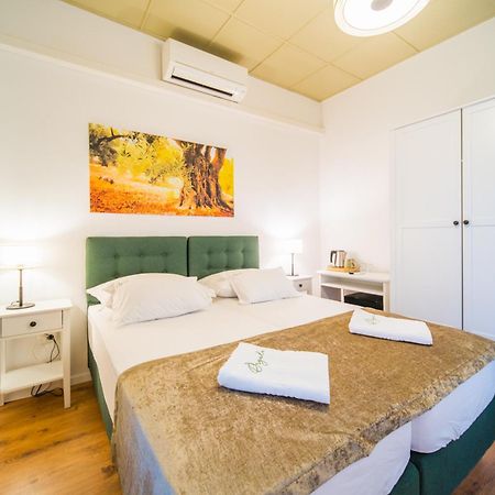 Orgula Hotel Lumbarda Luaran gambar