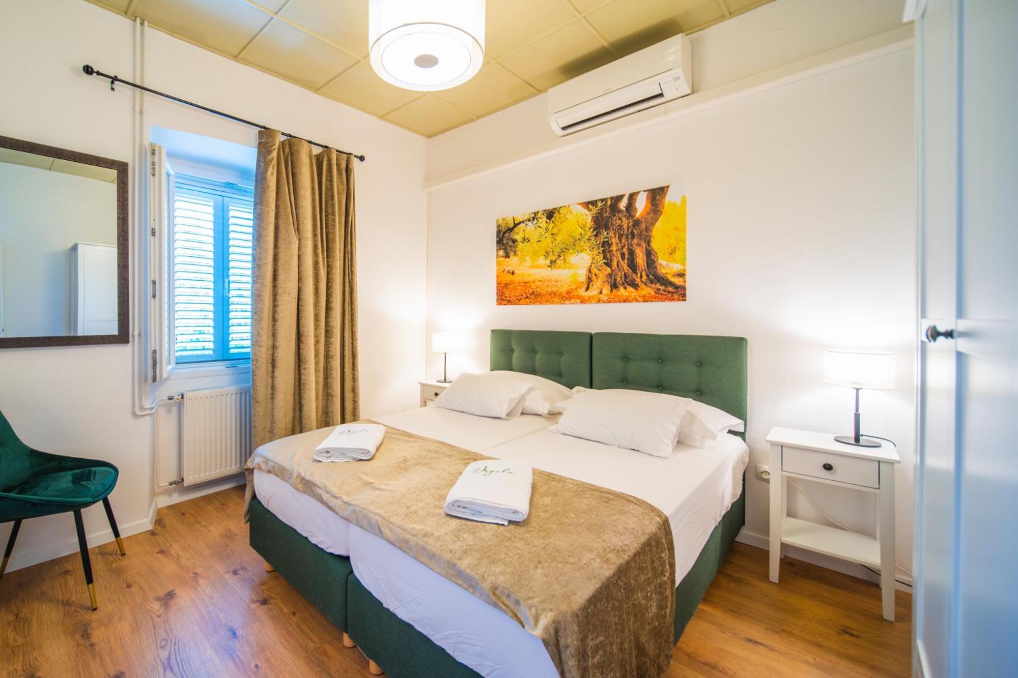 Orgula Hotel Lumbarda Luaran gambar