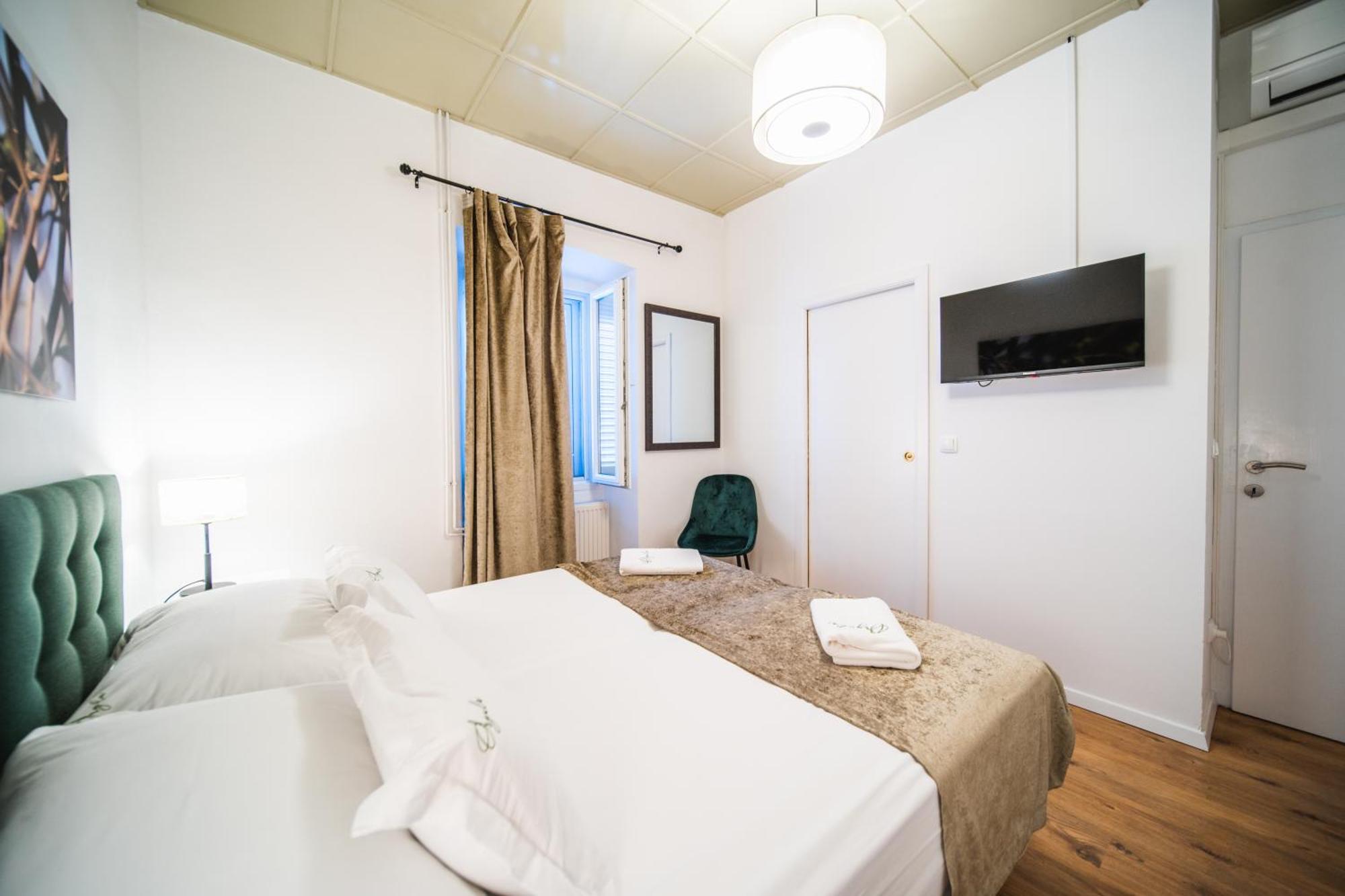 Orgula Hotel Lumbarda Luaran gambar