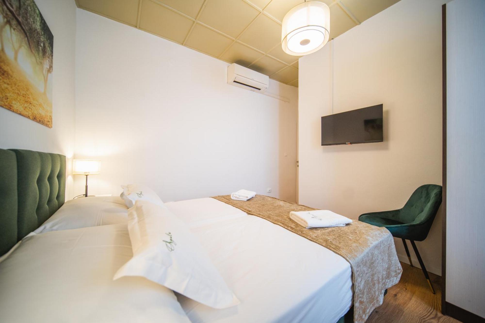 Orgula Hotel Lumbarda Luaran gambar